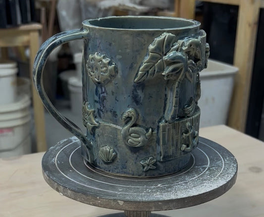 Tiki Bar Scene Mug in Blue Crystal